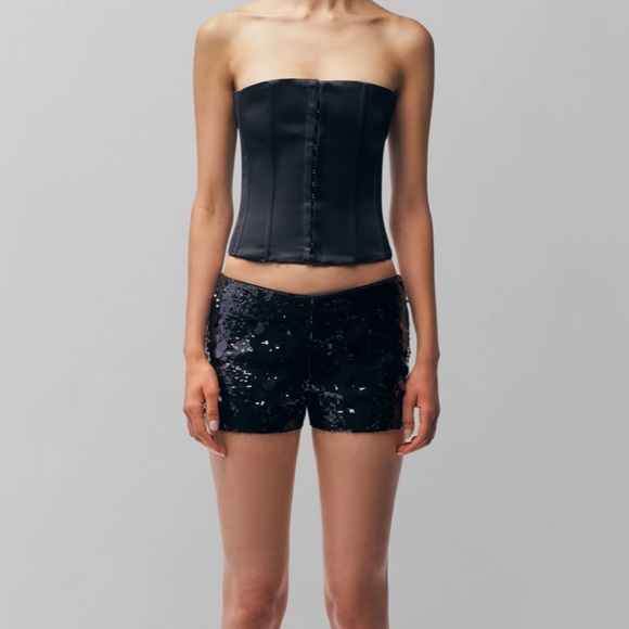 Black Sequin Paillette Short - Picture 4 of 8